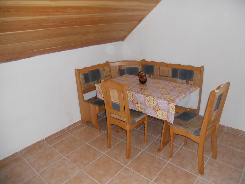Vinarstvi Bician Apartment Vrbovec Exterior photo